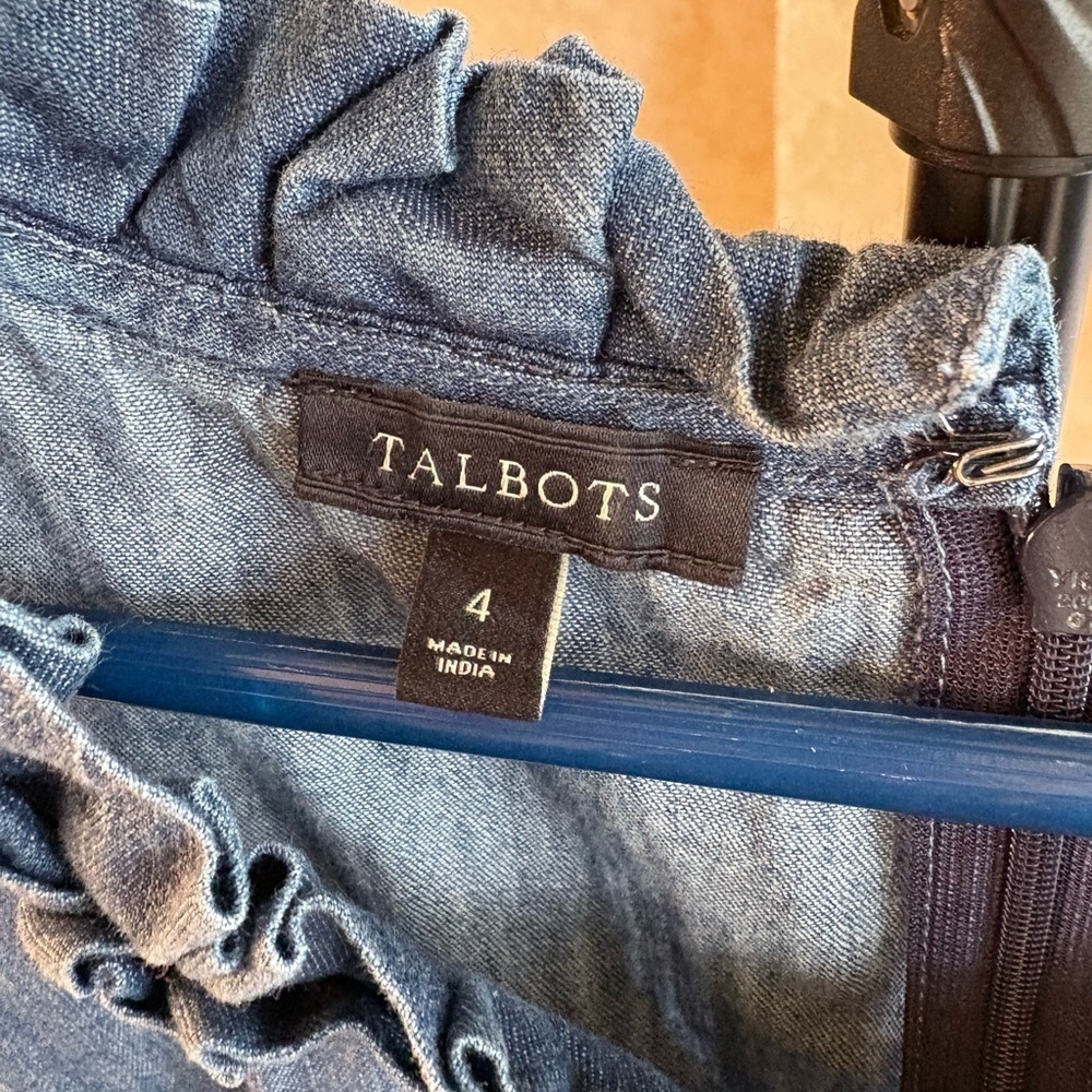 Talbots CLOSET CLEANOUT Denim style Mini dress Size 4 - Picture 4 of 5